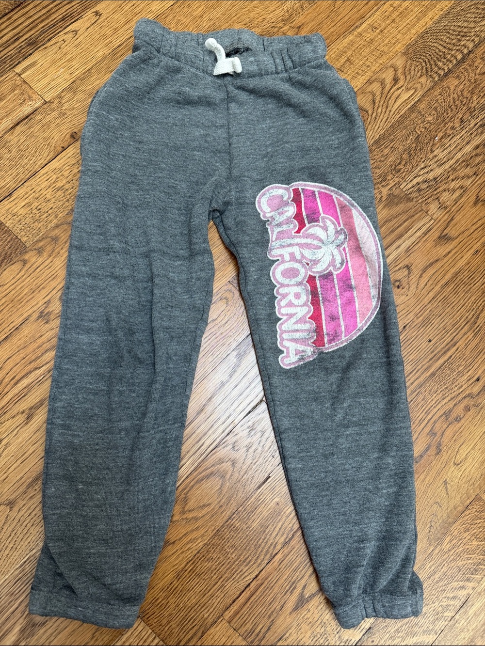 Kids' Gray Californian Vintage Sweatpants with Pink California Graphic